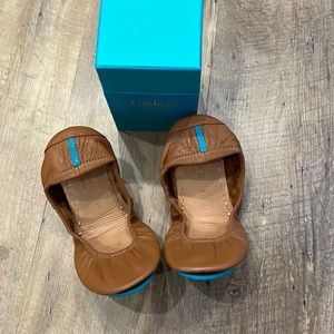 Excellent condition Tieks size 8